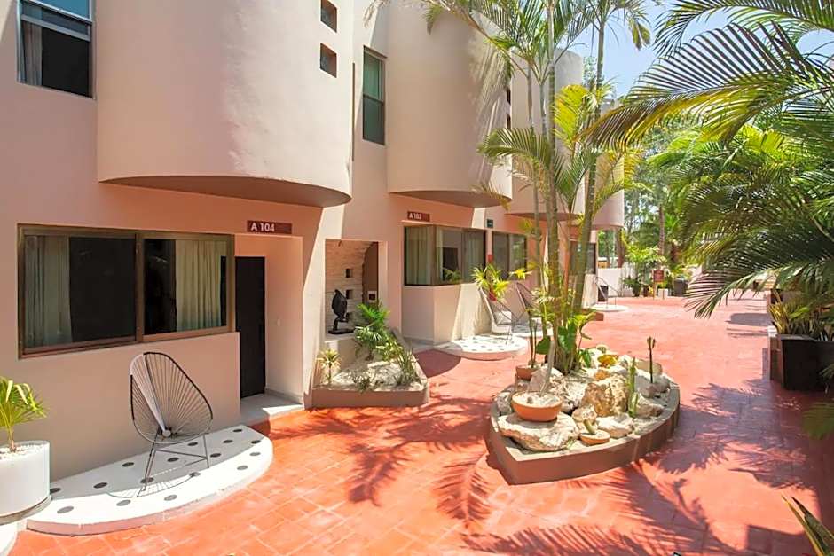 Casa Kaoba Hotel & Suites