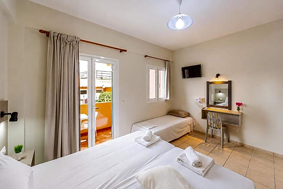 Nikos Villas - Poolside Getaways in Kavos, Corfu