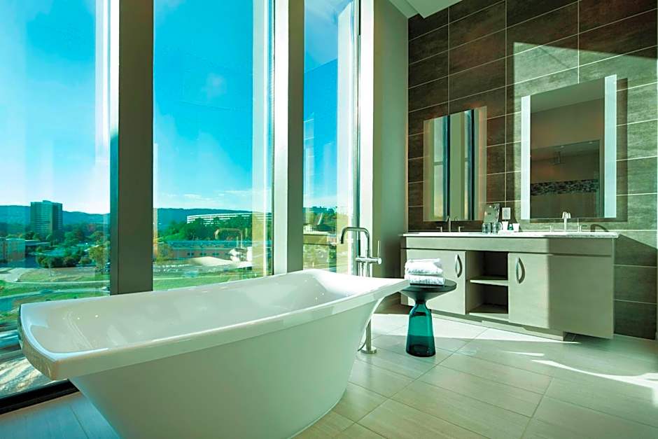 The Westin Chattanooga