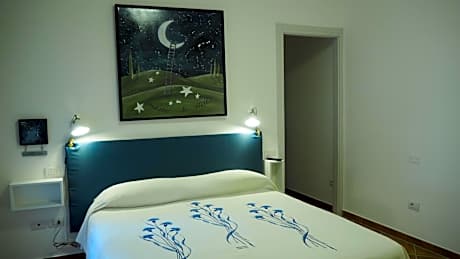 Double or Twin Room with Private External Bathroom