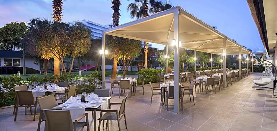 Nirvana Cosmopolitan