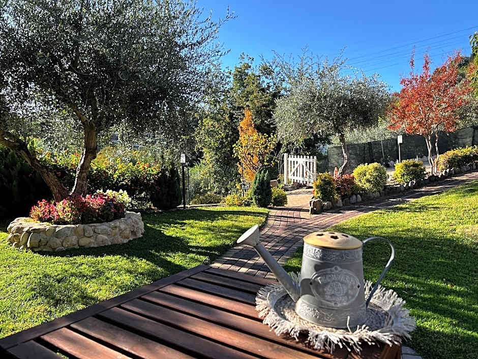 Peperosa in collina B&B