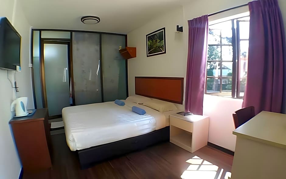Sunlight Suite