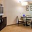 Buena Park Grand Hotel & Suites