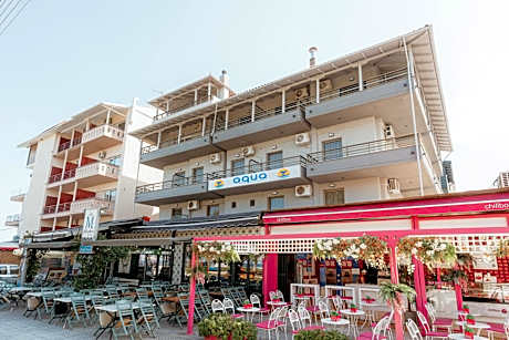 Aqua Beachfront Elegant Hotel