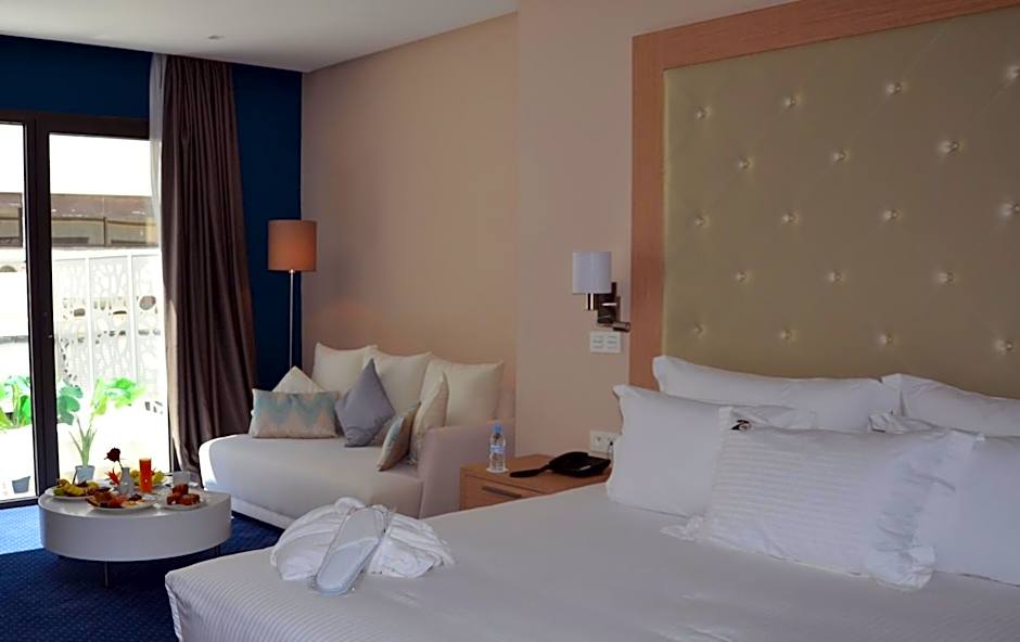 Flower Town Hotel & Spa
