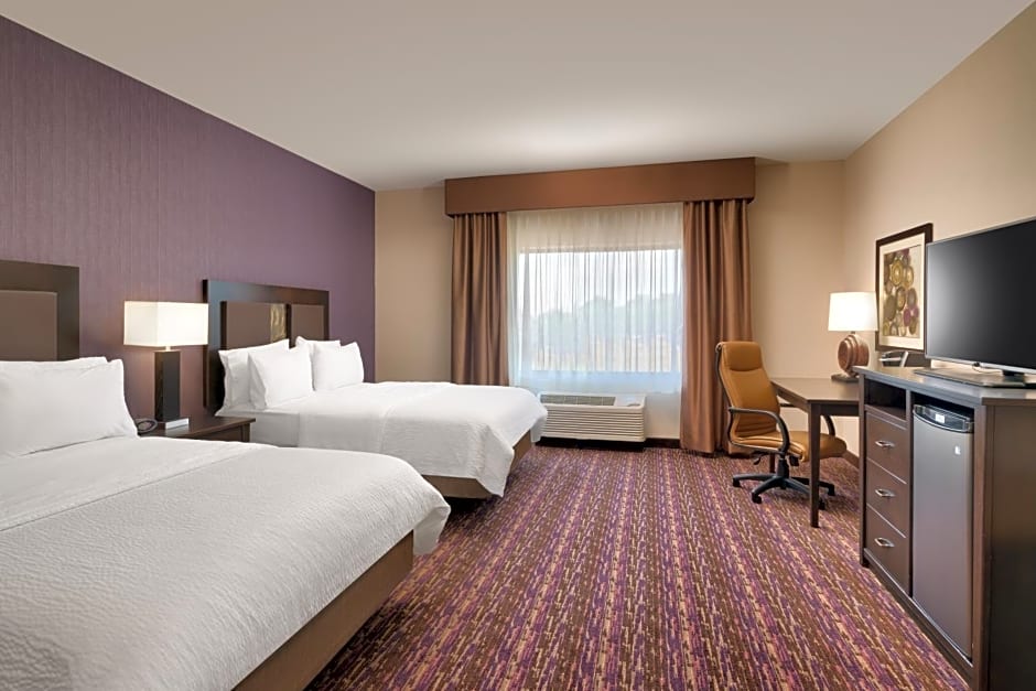 Holiday Inn Express and Suites Billings West