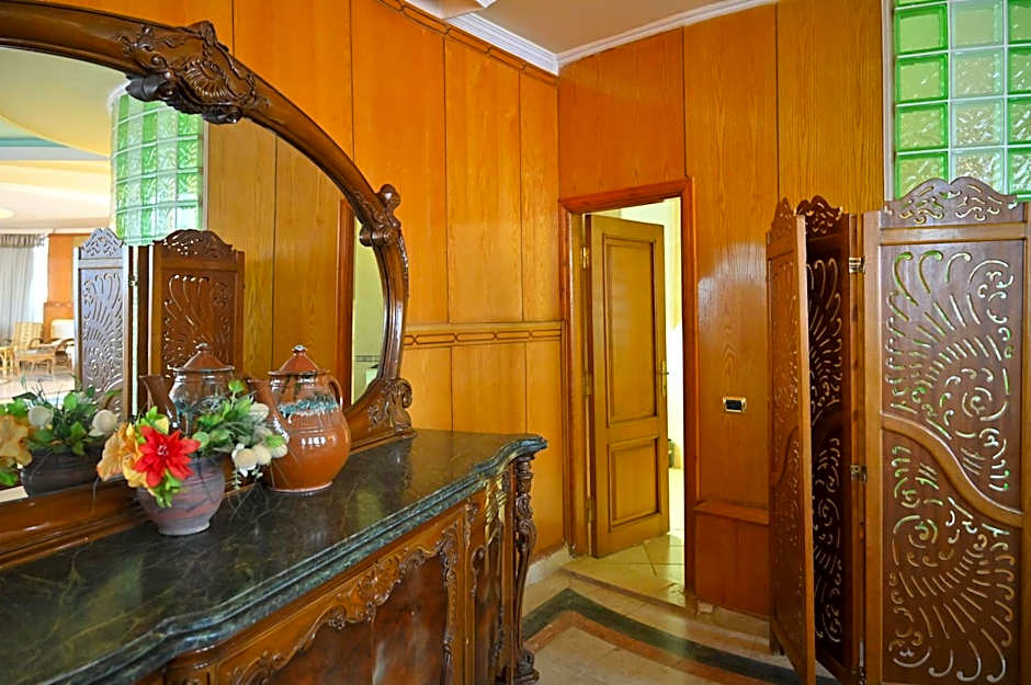 Fayoum Hotel