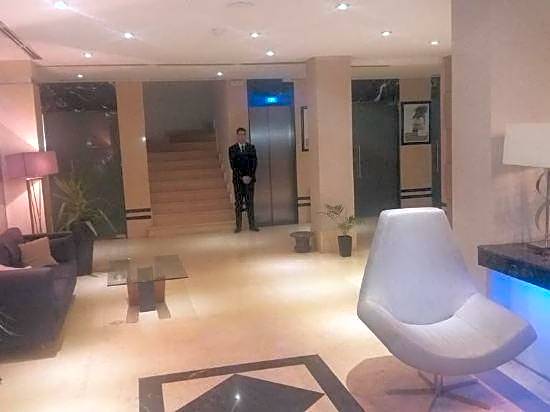 Hotel Adef