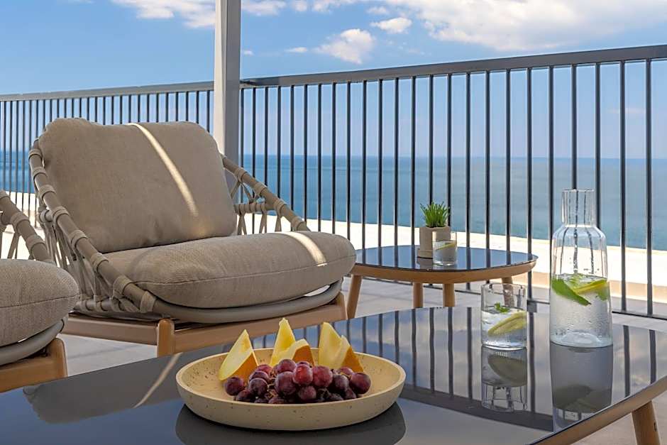 Airotel Achaia Beach