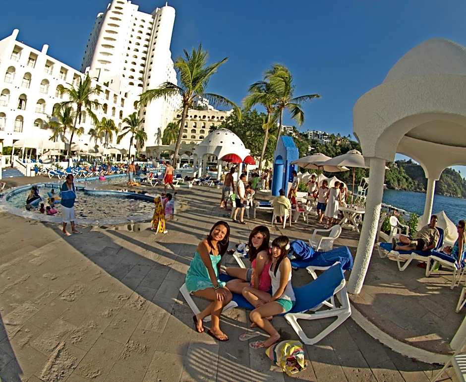 Sierra Mar All Inclusive at Tesoro