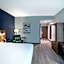 La Quinta Inn & Suites by Wyndham Chattanooga Downtown/South