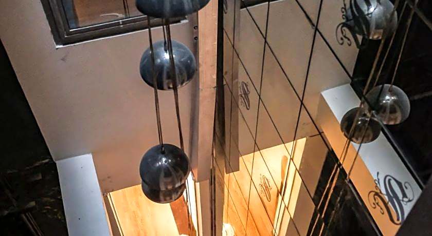 Signature Boutique Hotel