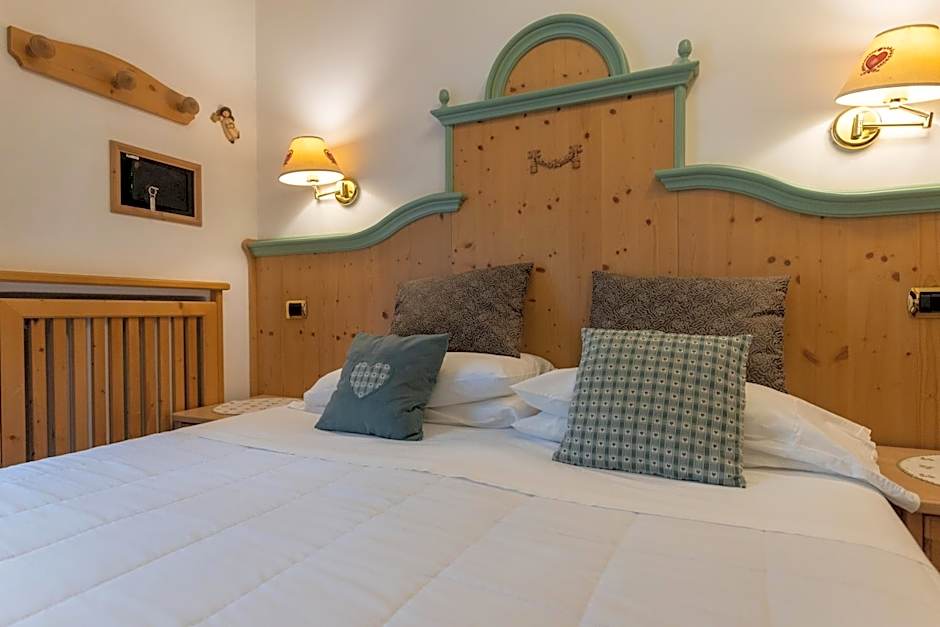 Alexander Hotel Alpine Wellness Dolomites