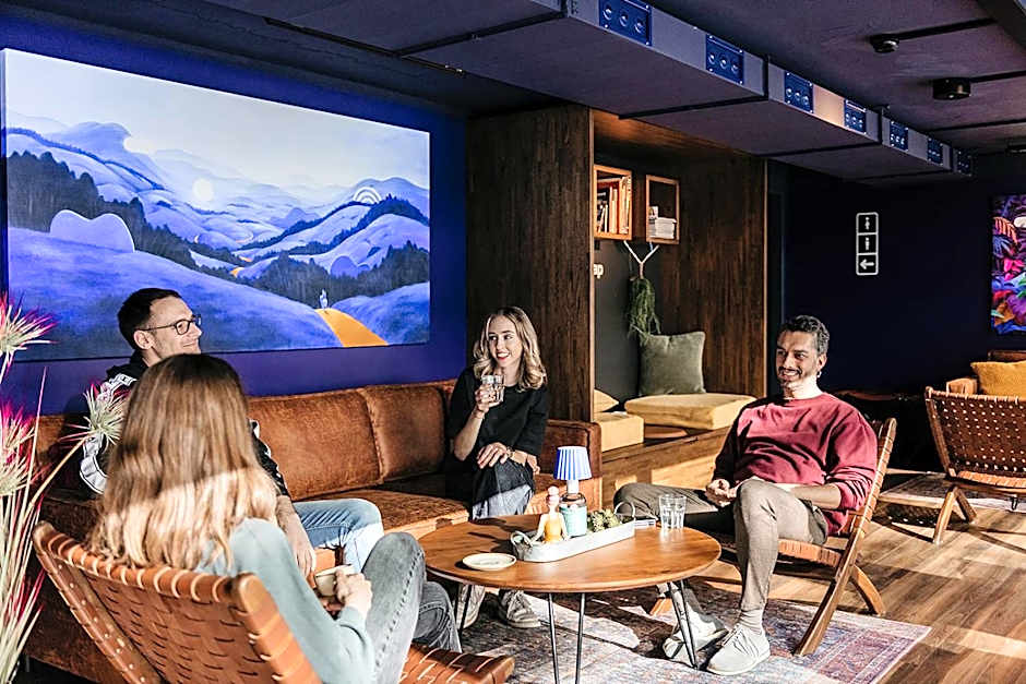 Capsule Hotel - Lucerne Old Town