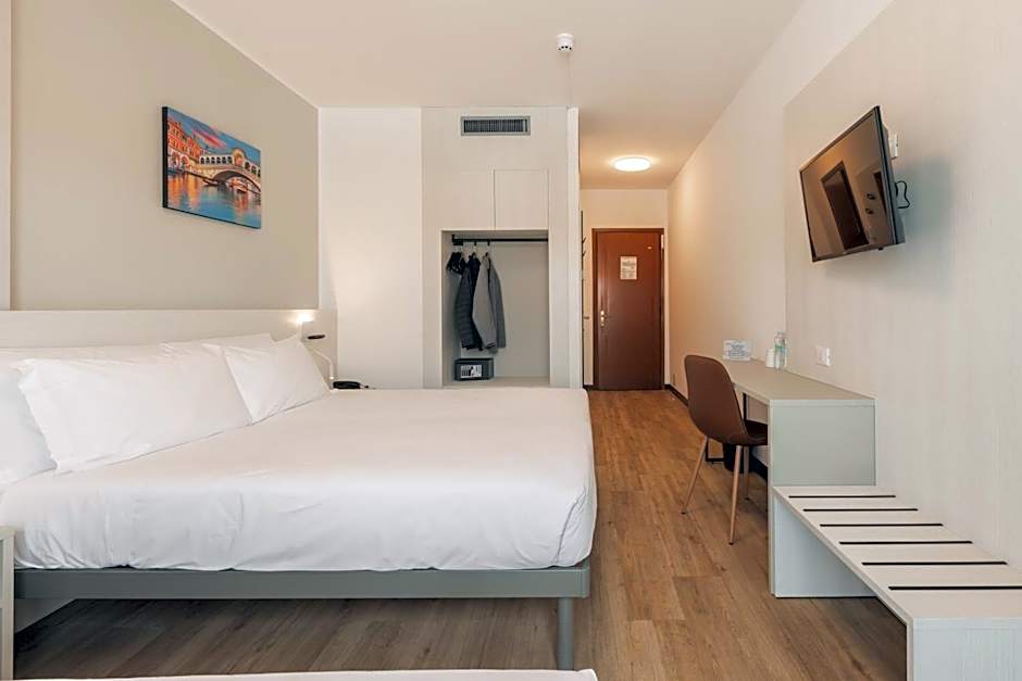 CENTRO HOTEL - Venice Airport