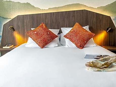 Superior Queen Room with Garden View