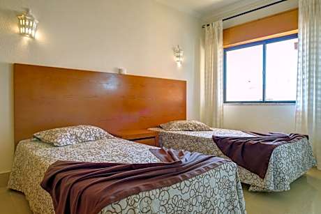 One-Bedroom Apartment with Pool View