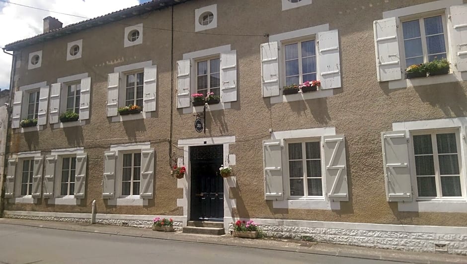 Photo 1 of 35 of Vingt Grand Rue