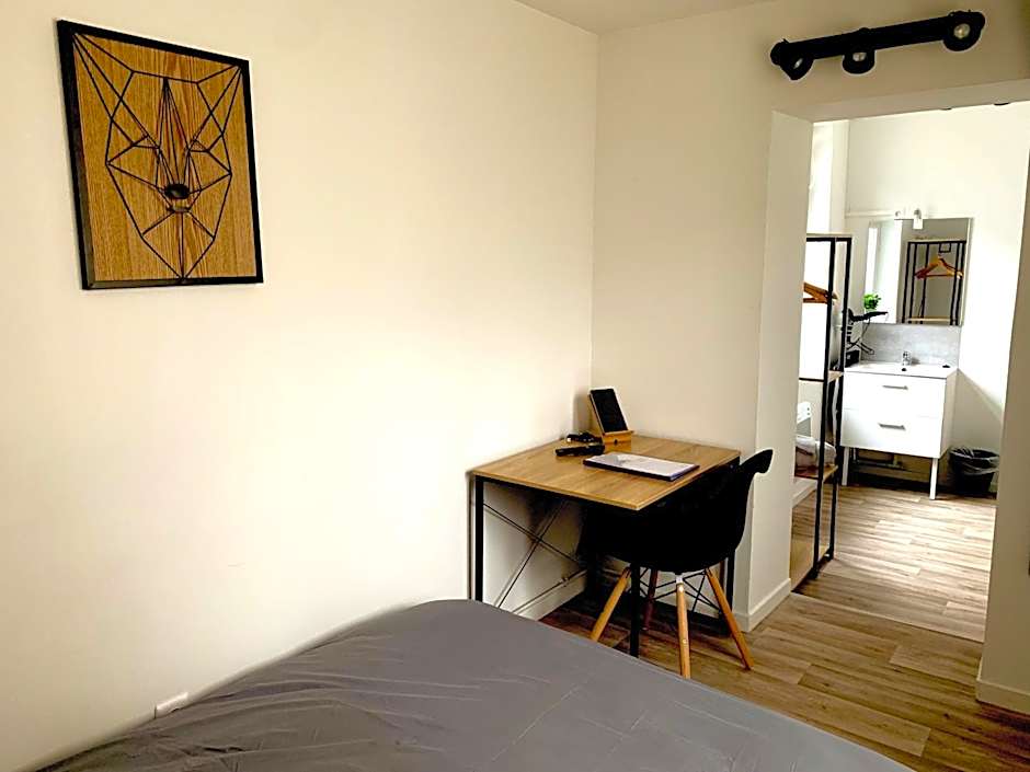 Capstay famars & Netflix