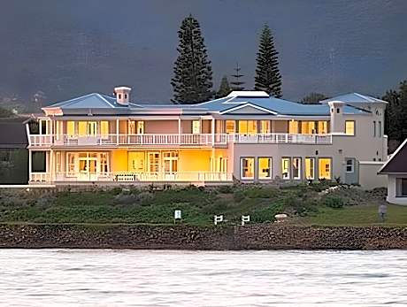 Isola Bella Guest House