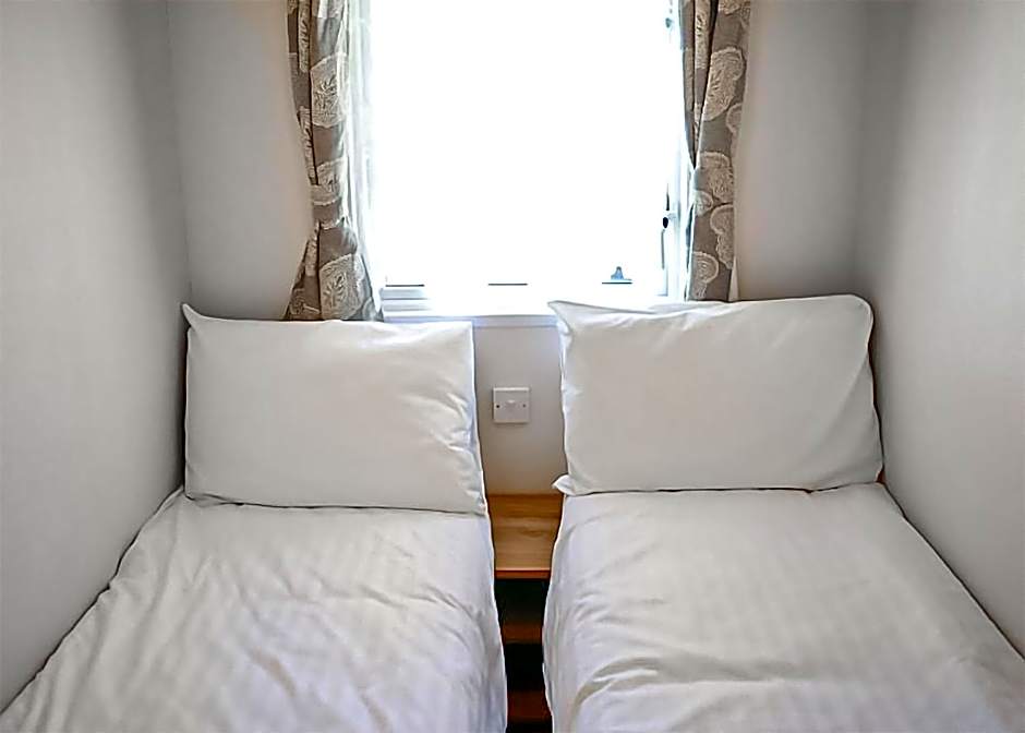 Merryfield And Sandfield