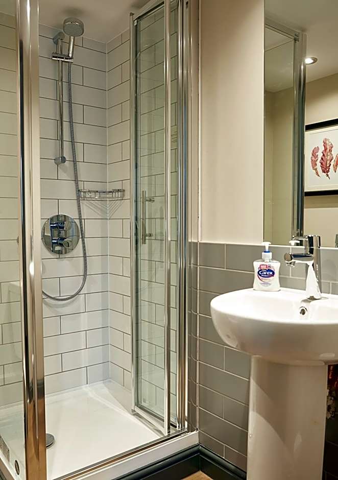 New Inn by Greene King Inns