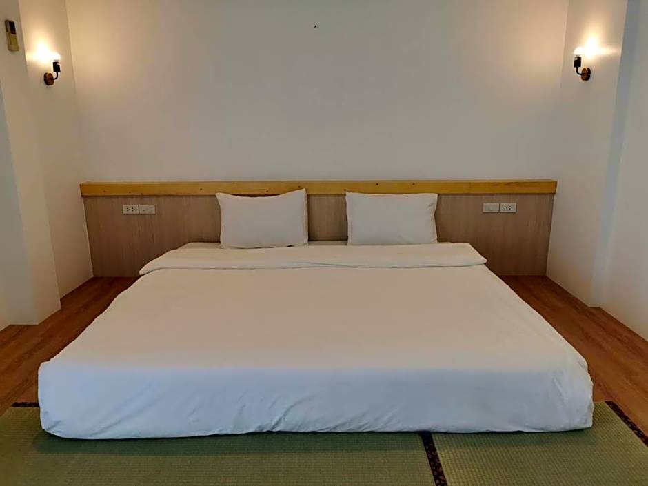 BaanBusarin Hotel