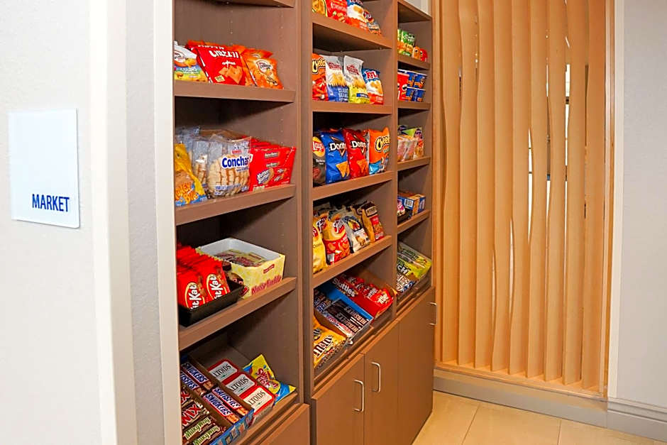 Holiday Inn Express And Suites Denver - Aurora Medical Campus By IHG