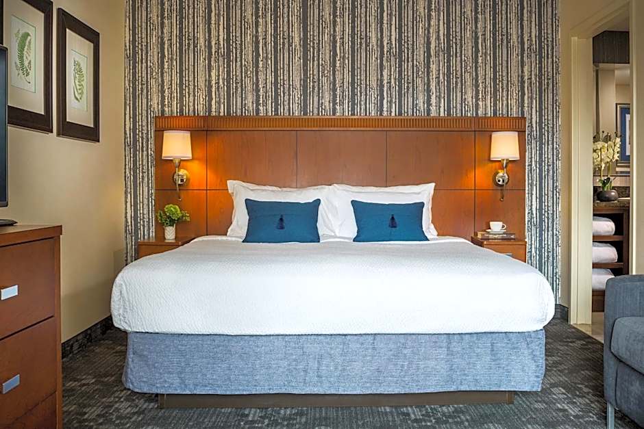 Courtyard by Marriott Burlington Harbor