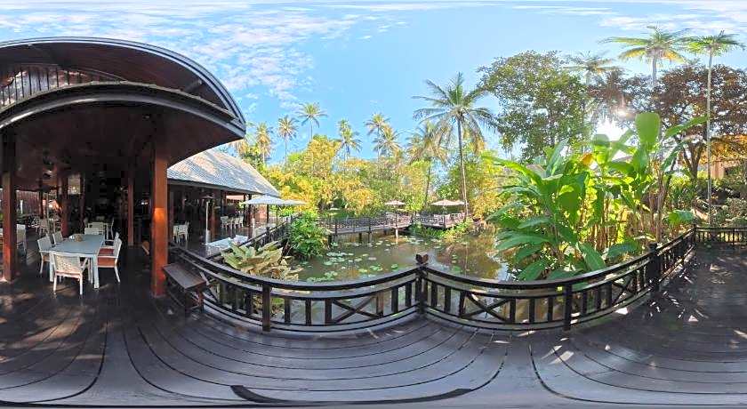 Parasol Blanc Hotel