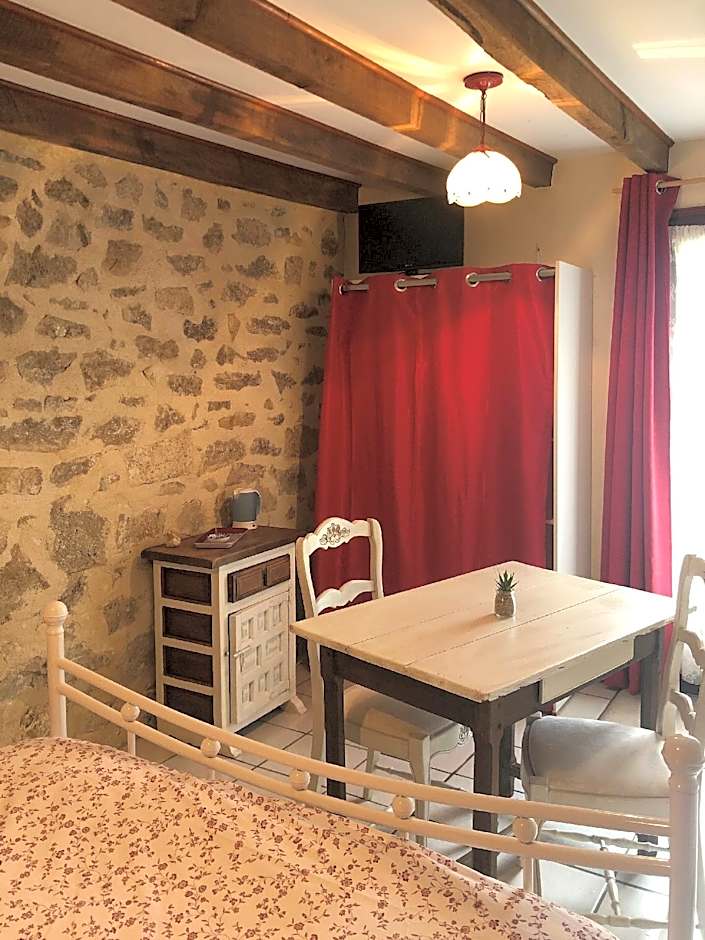 Maison d'hôtes Ourdeaux et gîte Chez Rouchon