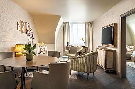 Brunfels Suite
