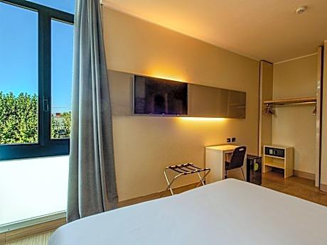 Double Room - Disability Access