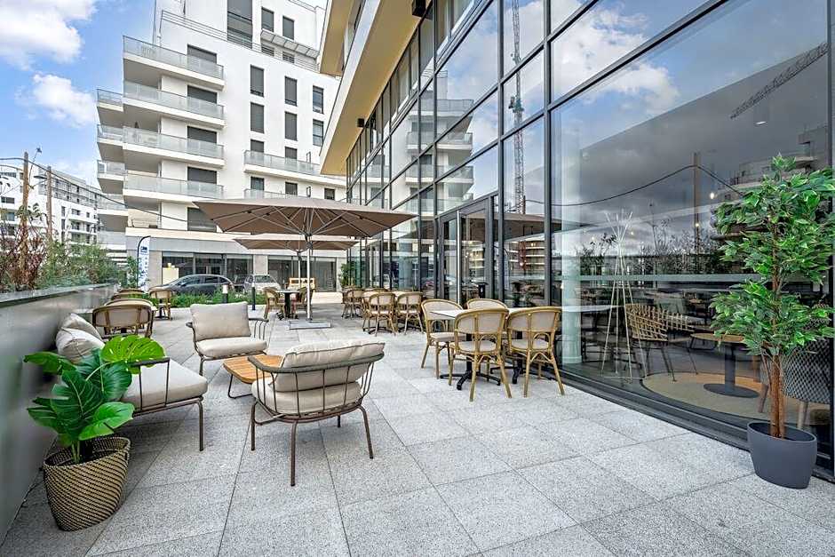 All Suites Paris Ouest Colombes