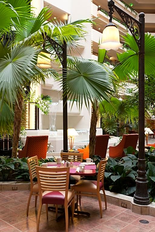 DoubleTree by Hilton Davenport