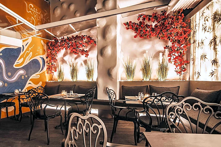 Project 3 Urban Chic Hotel