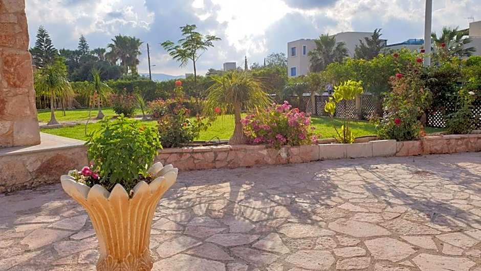 Eliofos Elegant Maisonettes