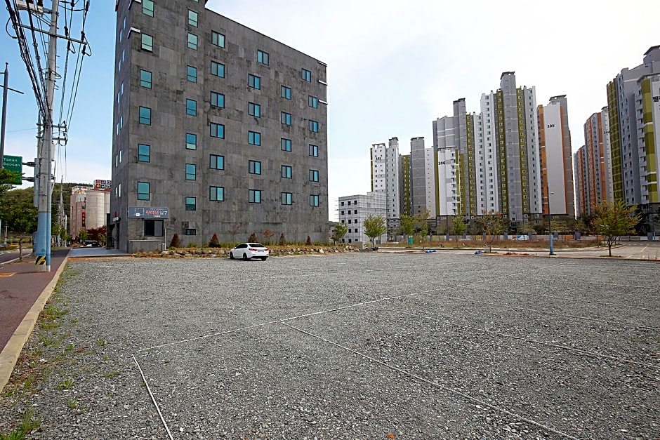 Seosan (Daesan) Modern Hotel