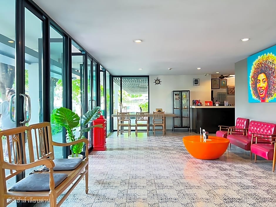 BB House Mini Suite Hotel