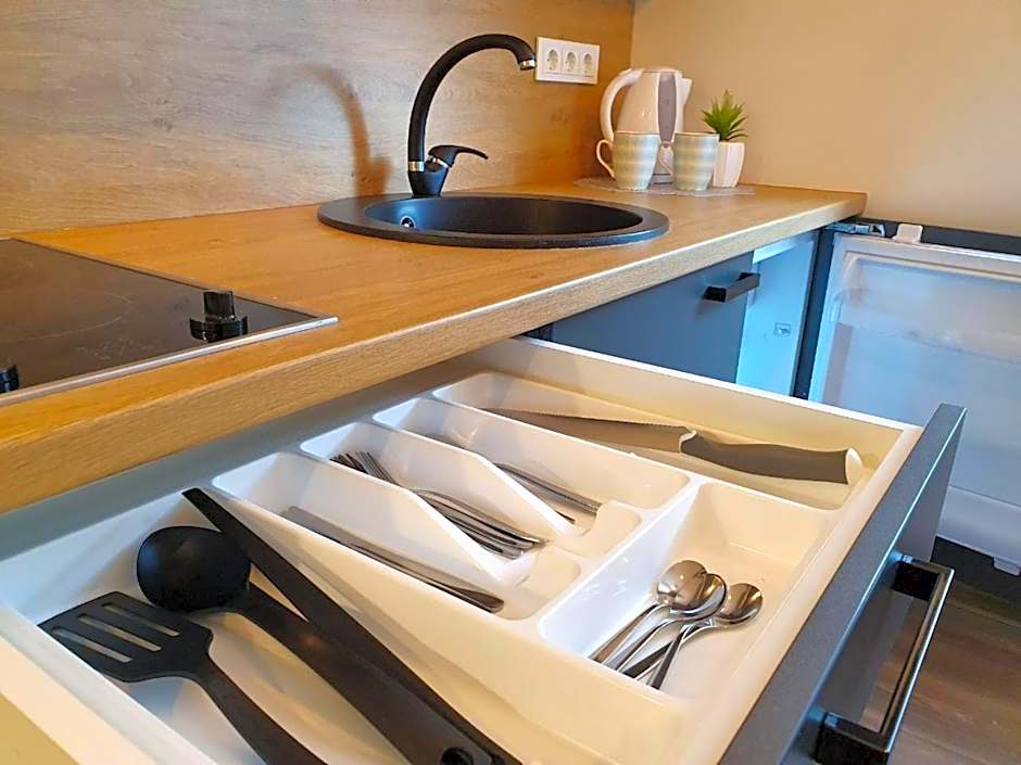 Oak house apartments