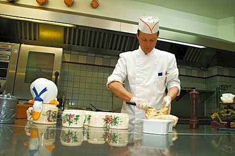 Logis Hôtel - Restaurant Aux Bruyères