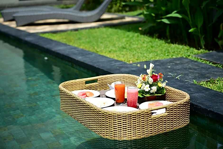The Khayangan Dreams Villa Umalas