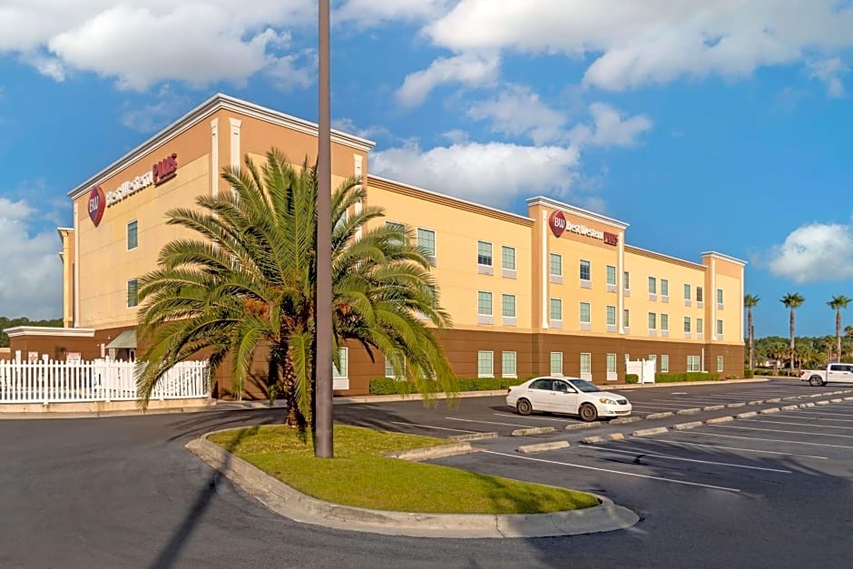Best Western Plus Brunswick Inn & Suites