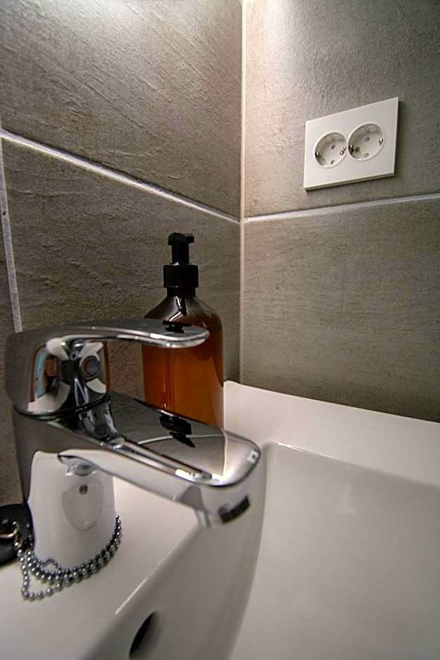 Grande Hytteutleige og Camping