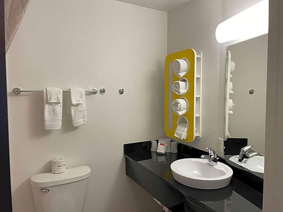 Photo 1 of 2 of 2 Double Beds, Mobility Accessible, Bathtub