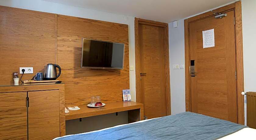 VARYANT HOTEL