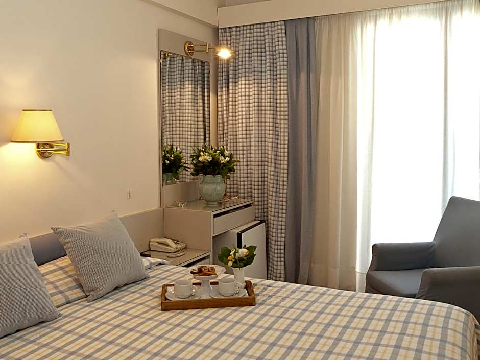 The Park Hotel Piraeus