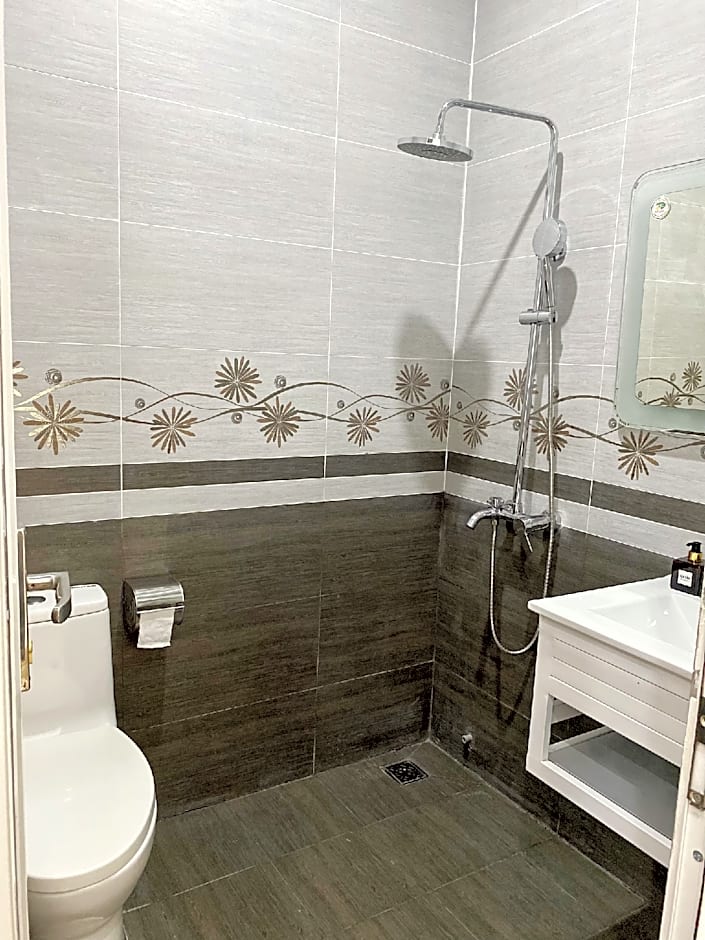 Ngoc Huyen Hotel Branch 2