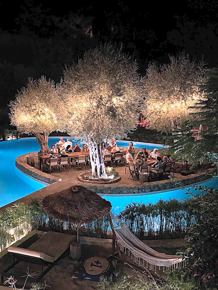 Z-Villas Beach Hotel